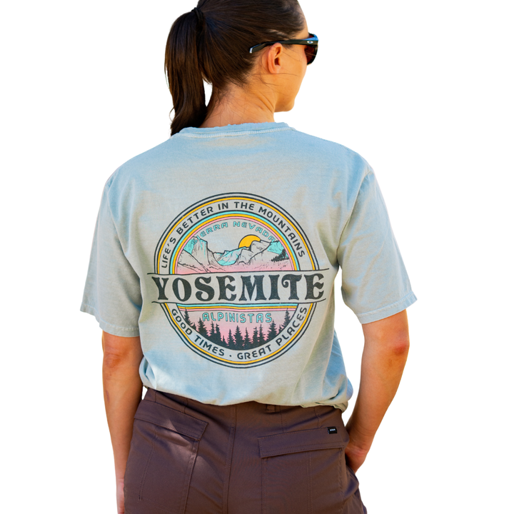 Alpinistas Yosemite Tee - Light Blue