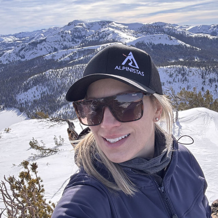 Alpinistas Curve Brim Trucker Hat